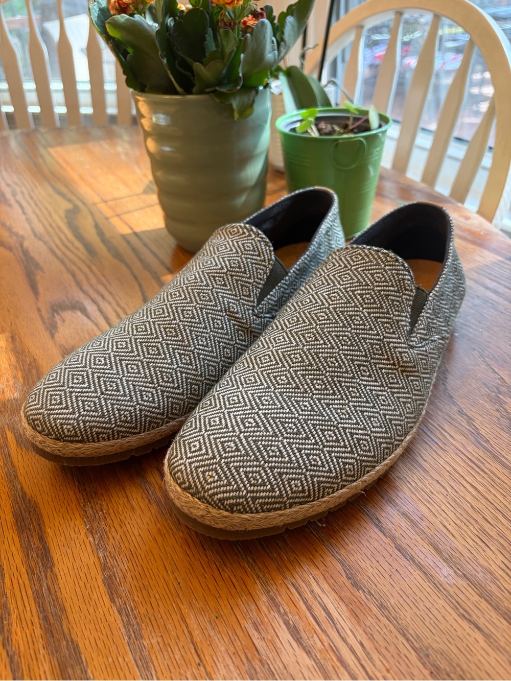 Patara Slip-On Shoes Mens Loafers Brown Green Size 10 All Over Pattern